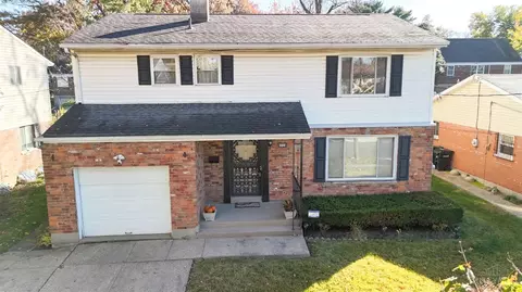 6024 Waldway Ln, Cincinnati, OH 45224