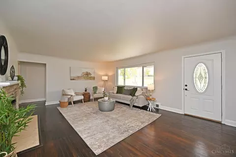 600 Brantner Ln, Cincinnati, OH 45244 photo 7
