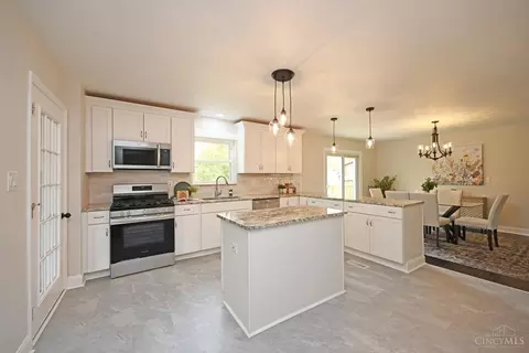 600 Brantner Ln, Cincinnati, OH 45244 photo 14
