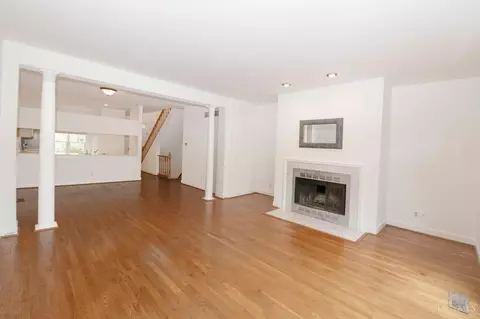 2120 Alpine Pl, Cincinnati, OH 45206 photo 4