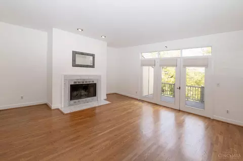 2120 Alpine Pl, Cincinnati, OH 45206 photo 5