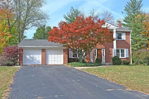 5752 Whitechapel Dr, Cincinnati, OH 45236 photo 3