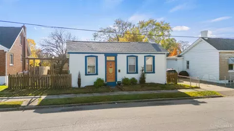 101 Maple St, Reading, OH 45215