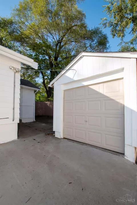 4 Ridgeway Rd, Cincinnati, OH 45216 photo 19