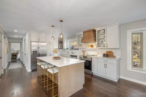 Kitchen - 10158 Zig Zag Rd, Blue Ash, OH 45242 photo 4 of 4
