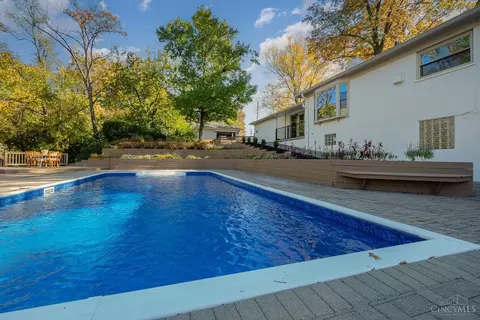 Exterior - 10158 Zig Zag Rd, Blue Ash, OH 45242 photo 8 of 11