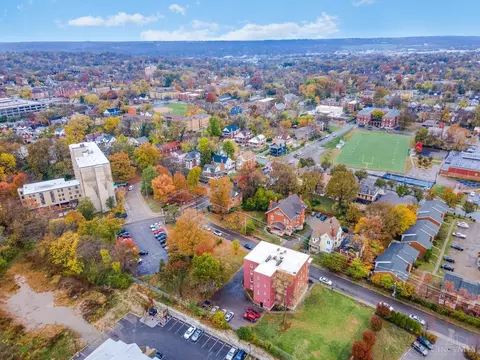 604 Maple Ave, Cincinnati, OH 45229 photo 8