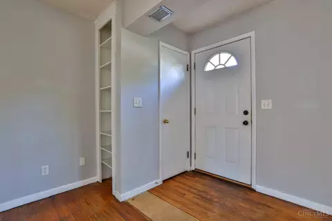 511 Judy Con Dr, Cincinnati, OH 45255 photo 4