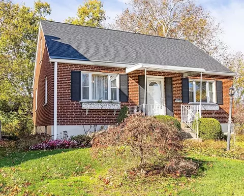 2331 Townhill Dr, Cincinnati, OH 45238