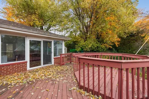 Exterior - 269 W Crest Dr, Reading, OH 45215 photo 10 of 12