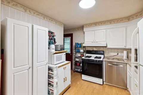 Kitchen - 269 W Crest Dr, Reading, OH 45215 photo 1 of 4