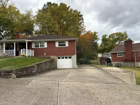 Exterior - 269 W Crest Dr, Reading, OH 45215 photo 11 of 12