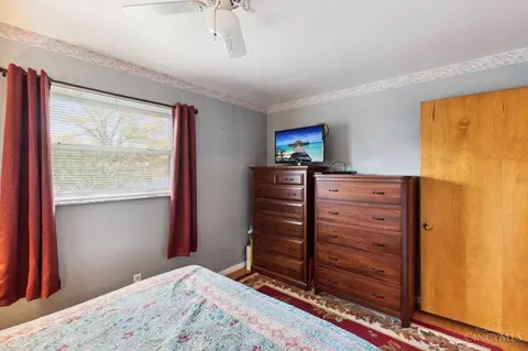 Bedroom - 269 W Crest Dr, Reading, OH 45215 photo 1 of 6