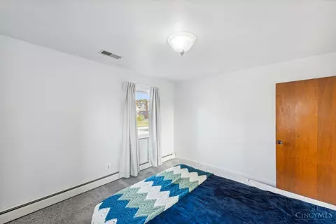 Bedroom - 817 Maple Dr, Reading, OH 45215 photo 5 of 7