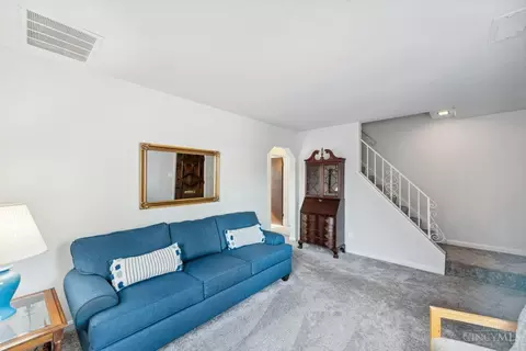 Living - 817 Maple Dr, Reading, OH 45215 photo 2 of 2