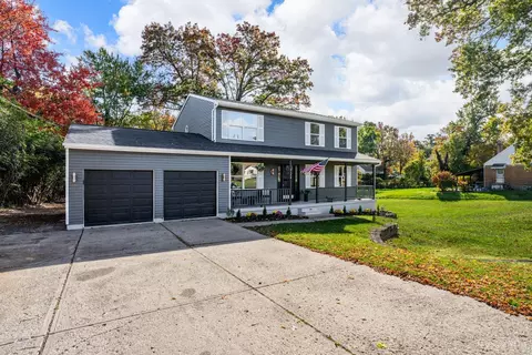 Exterior - 3138 Ebenezer Rd, Cincinnati, OH 45248 photo 4 of 13