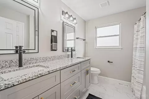 Bath - 3138 Ebenezer Rd, Cincinnati, OH 45248 photo 2 of 6