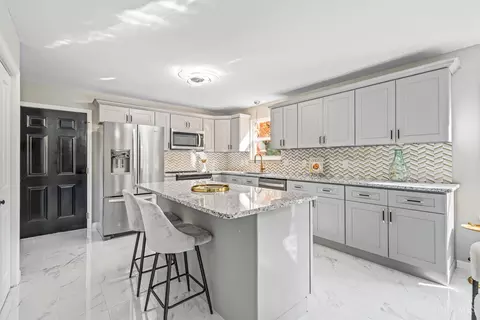 Kitchen - 3138 Ebenezer Rd, Cincinnati, OH 45248 photo 1 of 5
