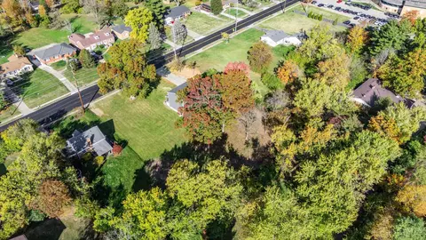 View/Area - 3138 Ebenezer Rd, Cincinnati, OH 45248 photo 3 of 7