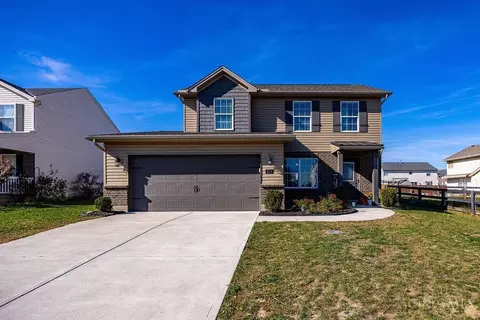 506 Sudbury Dr, Trenton, OH 45067