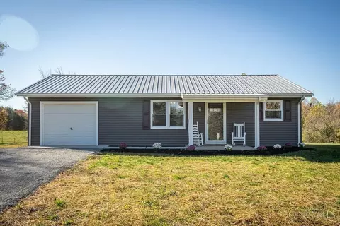 6060 New Market Rd, Hillsboro, OH 45133