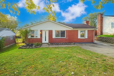 76 Twinbrook Dr, Hamilton, OH 45013
