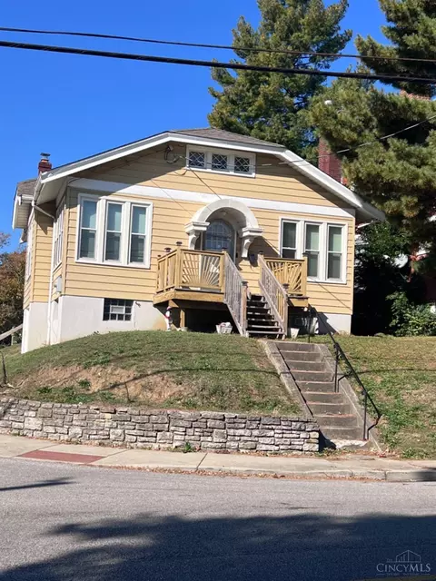 901 Rosemont Ave, Cincinnati, OH 45205