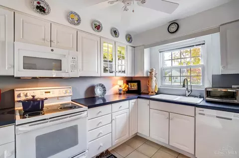 Kitchen - 413 Brydon Rd, Kettering, OH 45419 photo 1 of 3