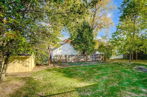 Exterior - 413 Brydon Rd, Kettering, OH 45419 photo 8 of 15