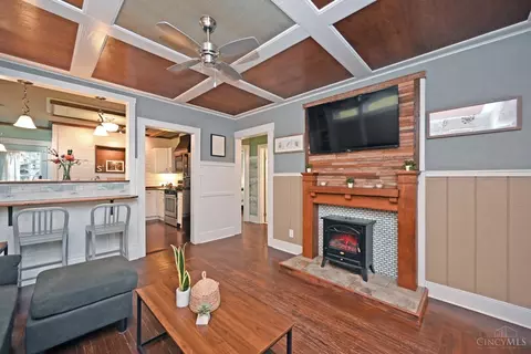 404 Purcell Ave, Cincinnati, OH 45205 photo 8