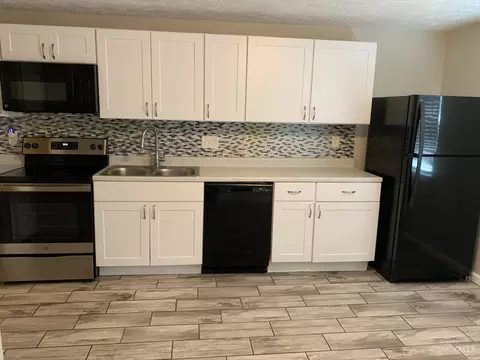 2262 Roxanna Dr, Cincinnati, OH 45231 photo 9