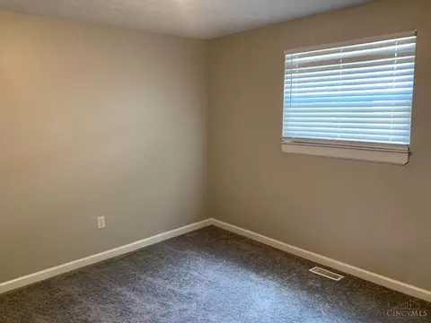 2262 Roxanna Dr, Cincinnati, OH 45231 photo 7