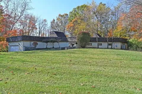 1325 Dorado Ct, Amelia, OH 45102