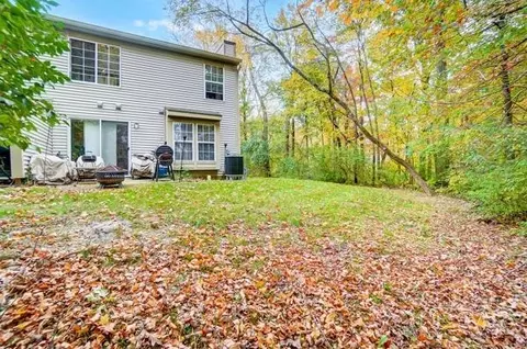 Exterior - 5677 Regimental Pl, Cincinnati, OH 45239 photo 5 of 6