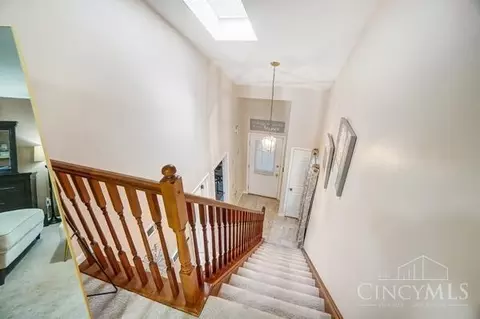 Entry Way - 5677 Regimental Pl, Cincinnati, OH 45239 photo 1 of 3