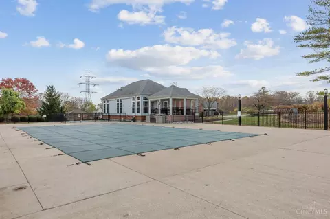 Exterior - 7880 Hackney Cir, Maineville, OH 45039 photo 7 of 9