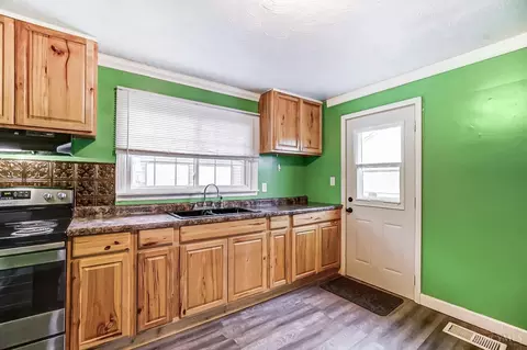 210 Bland Ave, Blanchester, OH 45107 photo 6