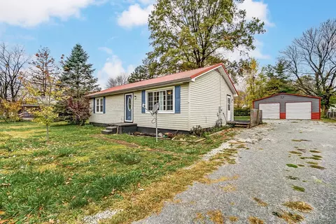 210 Bland Ave, Blanchester, OH 45107 photo 2