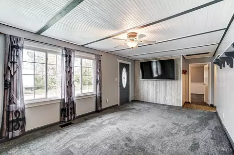 210 Bland Ave, Blanchester, OH 45107 photo 4