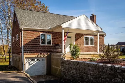 4302 Schinkal Rd, Cincinnati, OH 45248