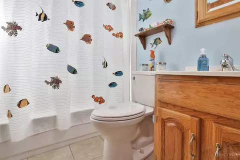 Bath - 731 Benson St, Reading, OH 45215 photo 1 of 1
