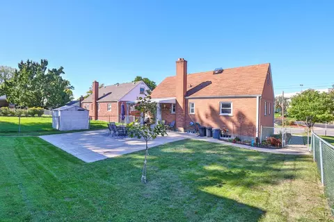 Exterior - 731 Benson St, Reading, OH 45215 photo 7 of 9