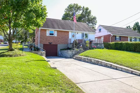 Exterior - 731 Benson St, Reading, OH 45215 photo 1 of 9