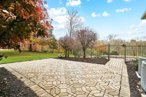 Exterior - 2686 Devils Backbone Rd, Cincinnati, OH 45233 photo 15 of 18