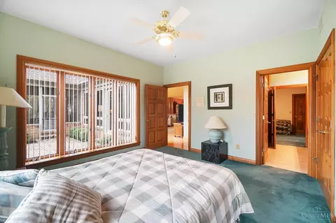 Bedroom - 2686 Devils Backbone Rd, Cincinnati, OH 45233 photo 3 of 5