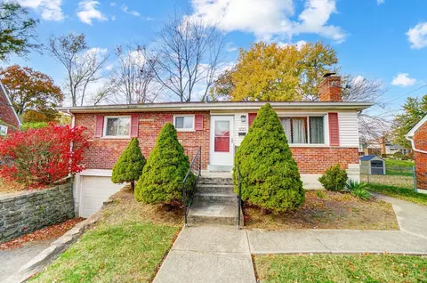 1223 Sanborn Ct, Reading, OH 45215