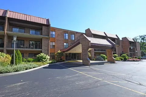 3543 Amberacres Dr #405W, Cincinnati, OH 45237