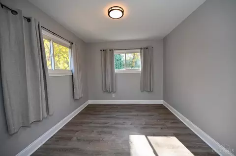 Bedroom - 1059 Elda Ln, Cincinnati, OH 45224 photo 6 of 9