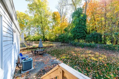Exterior - 1059 Elda Ln, Cincinnati, OH 45224 photo 7 of 7