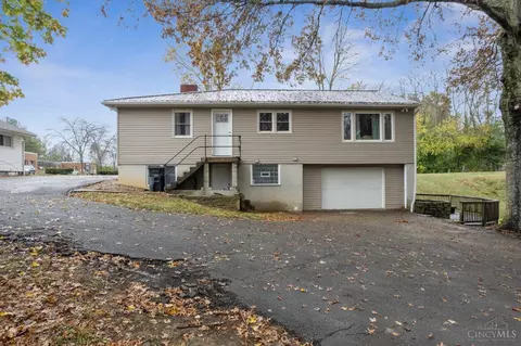 405 Plum St, Georgetown, OH 45121 photo 4